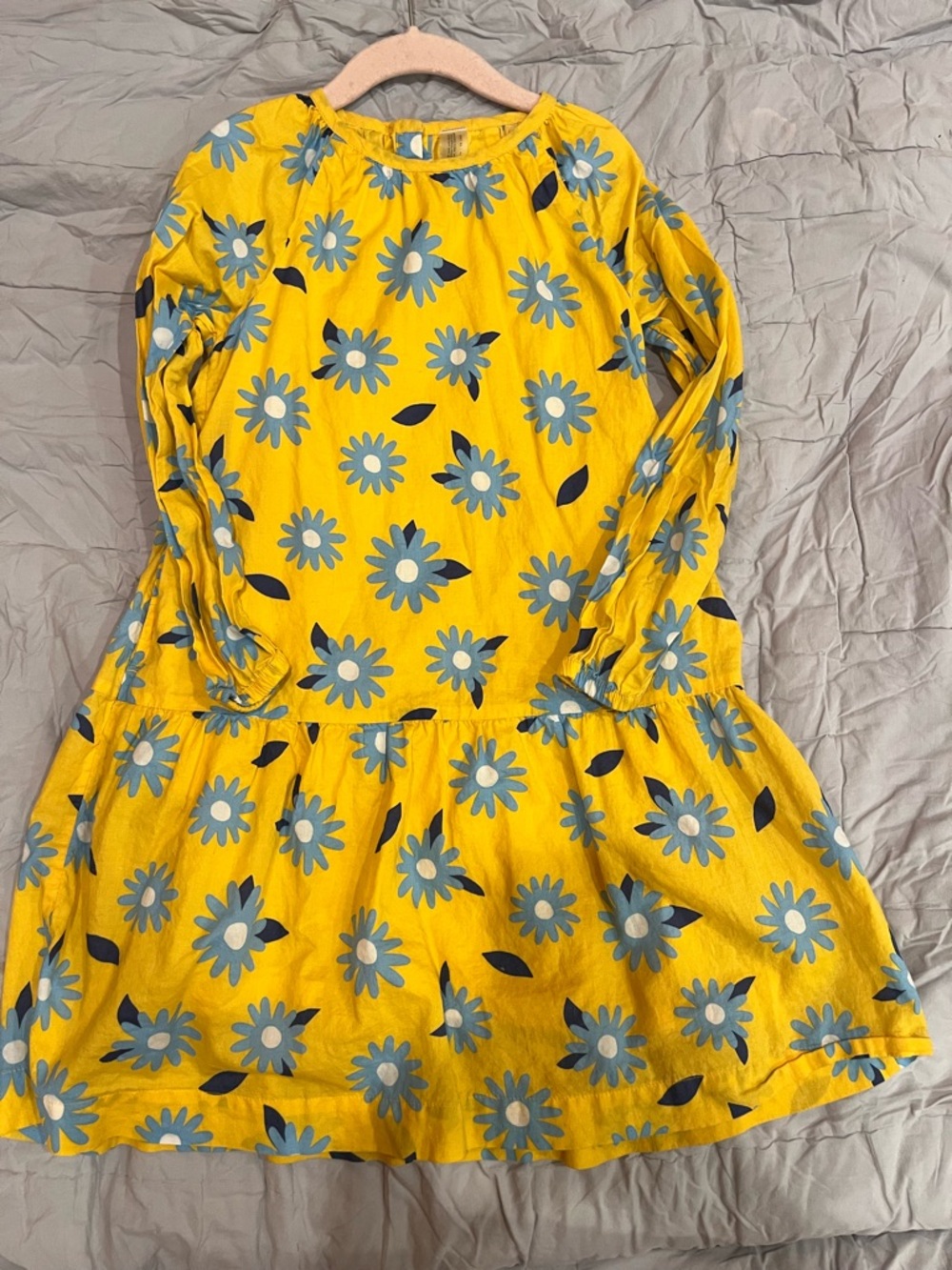 Primary yellow flower dress. Size 6-7.